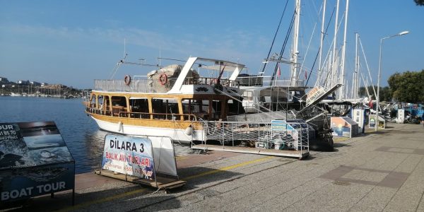 3C2F3DE6-6E76-4FEF-8AA6-0BEEBD42D781