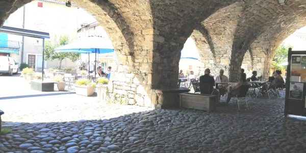 44EED263-FDF1-4A50-870A-061EE85B32DF