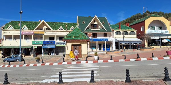 4A33FF60-A261-44E7-B805-B450C8F6865C