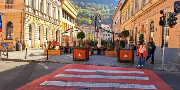 53ED57AB-2D61-4544-AFFA-95DA97BB8903