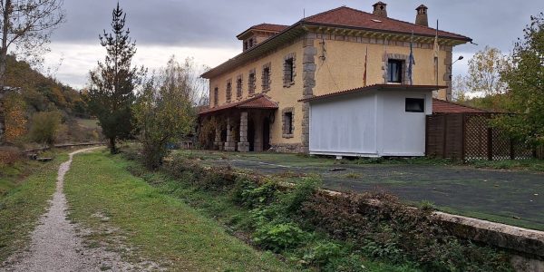 9780C97D-9722-4D8F-B326-94B05E78D57E