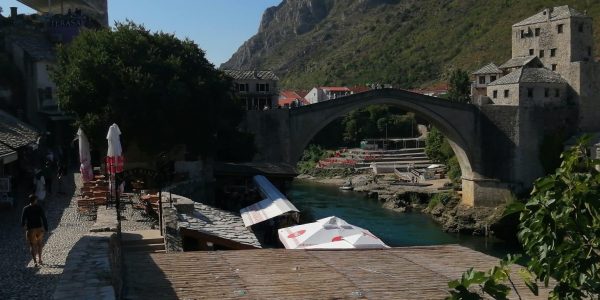 A5B77C9A-D5C8-416E-AEF2-BD563C1B201F