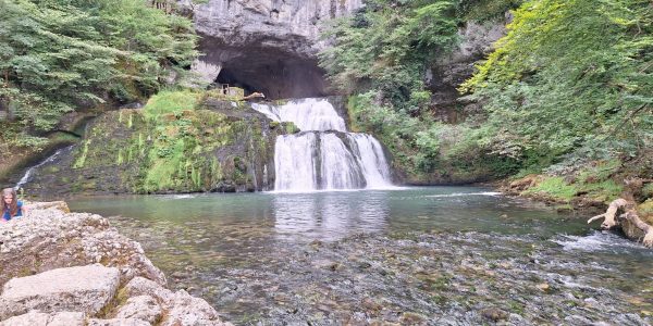 AD0F086A-88A0-4885-9D86-809A887D7EE5