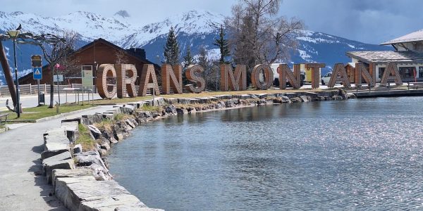 B65B1D98-A03A-4A33-B4A9-36AD431CCA3A