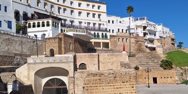 CE0BBFB1-1D10-4B3A-B1D6-4D5D72630C46