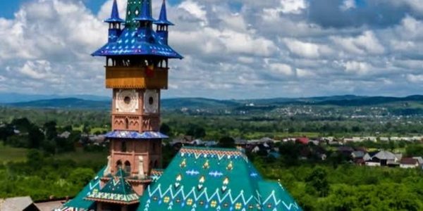 F1A8F8A8-95B3-4230-8E24-9C7F24BD42A8