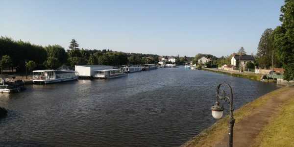 F5CEA761-BEF1-41B8-A849-2E8A639389FC